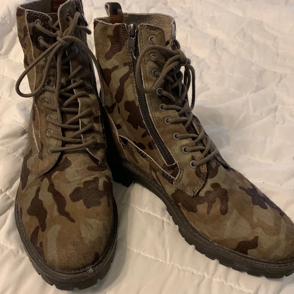 Lucky brand pony camo side zipper boot
